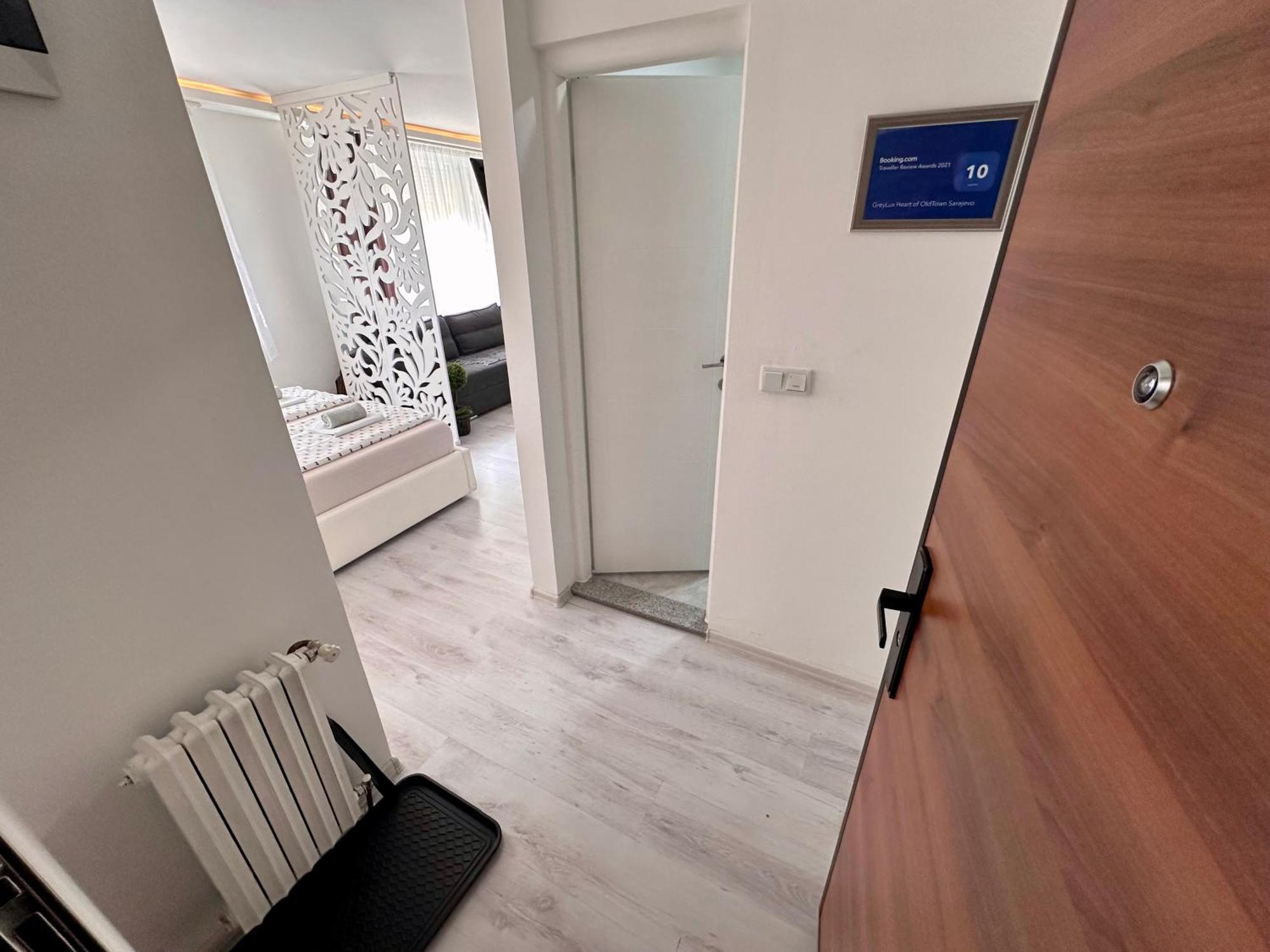 Greylux Heart Of Oldtown Sarajevo Apartment Екстериор снимка